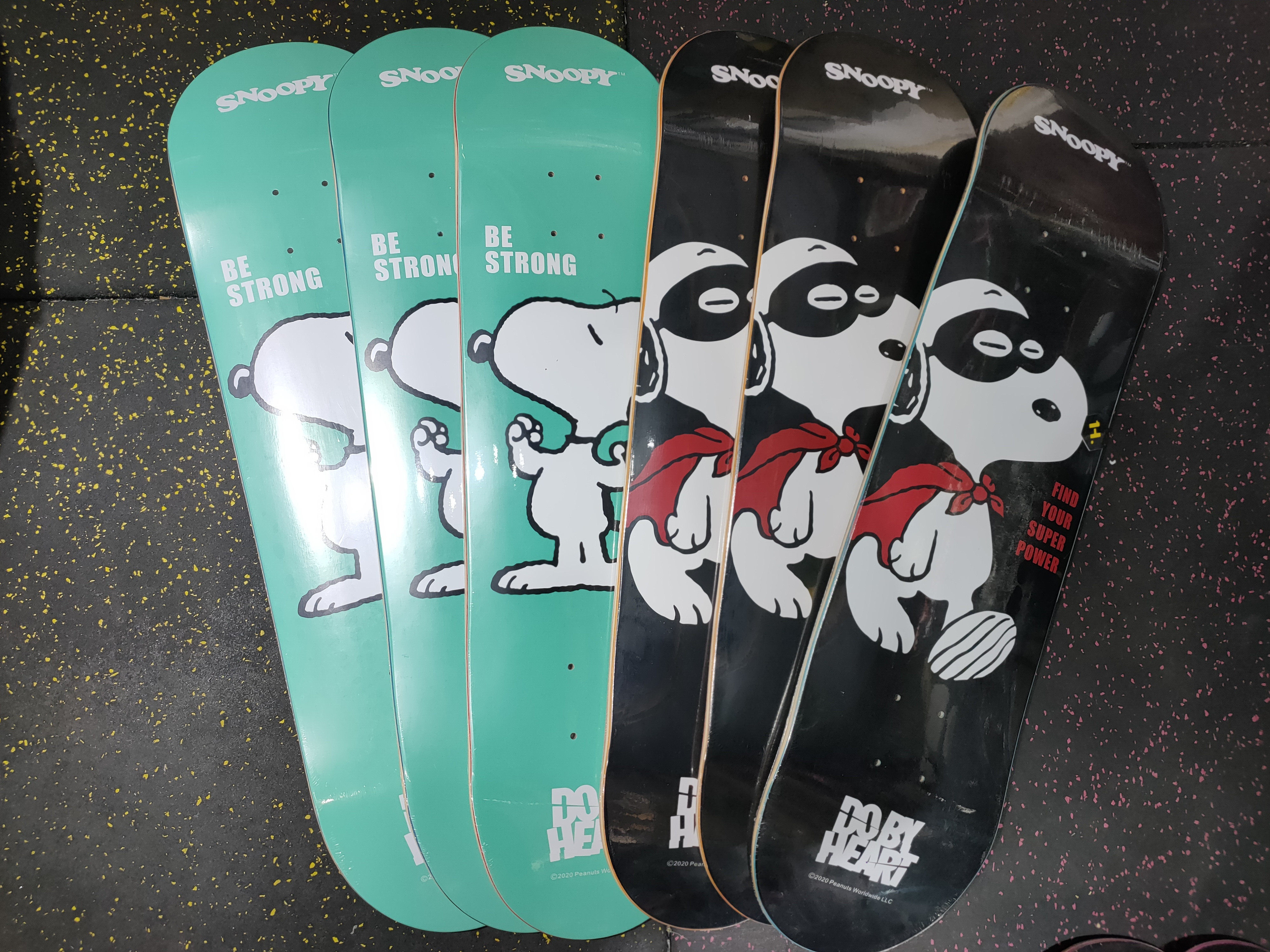Snoopy x Do By Heart Skateboard (Tiffany Blue & Black)